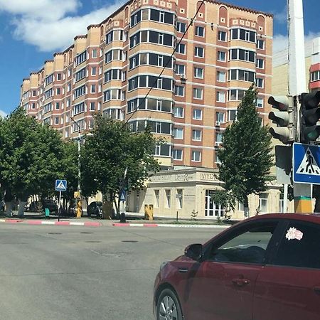 Новая Современная Квартира В Центре Города Qostanaj Exteriör bild