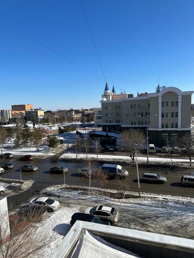 Новая Современная Квартира В Центре Города Qostanaj Exteriör bild